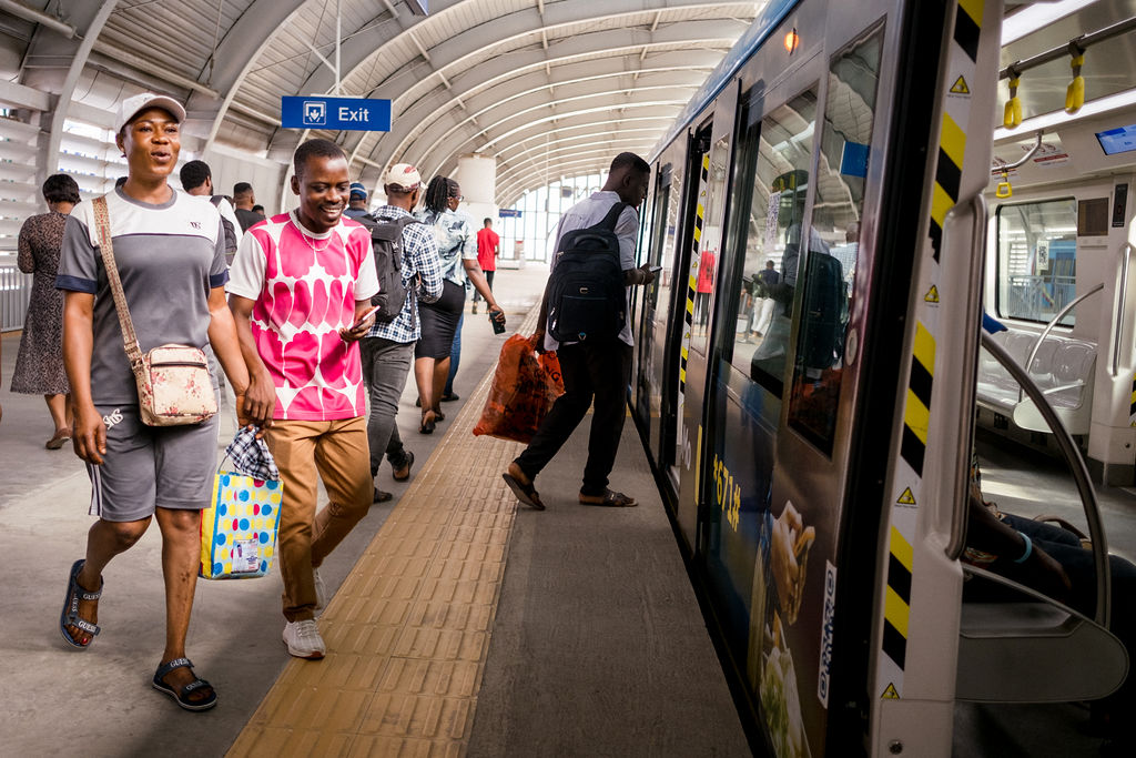 Customers entering the train on the platform of the Lagos metro.